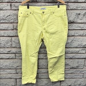 Slim Women’s Jeans in Lemon Yellow
